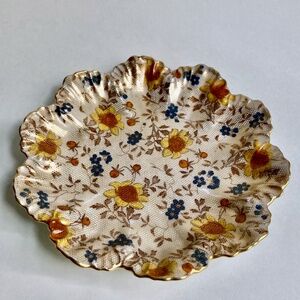 Vintage C R/A England "Honeycomb" Scallop Shell Edge Porcelain Dish